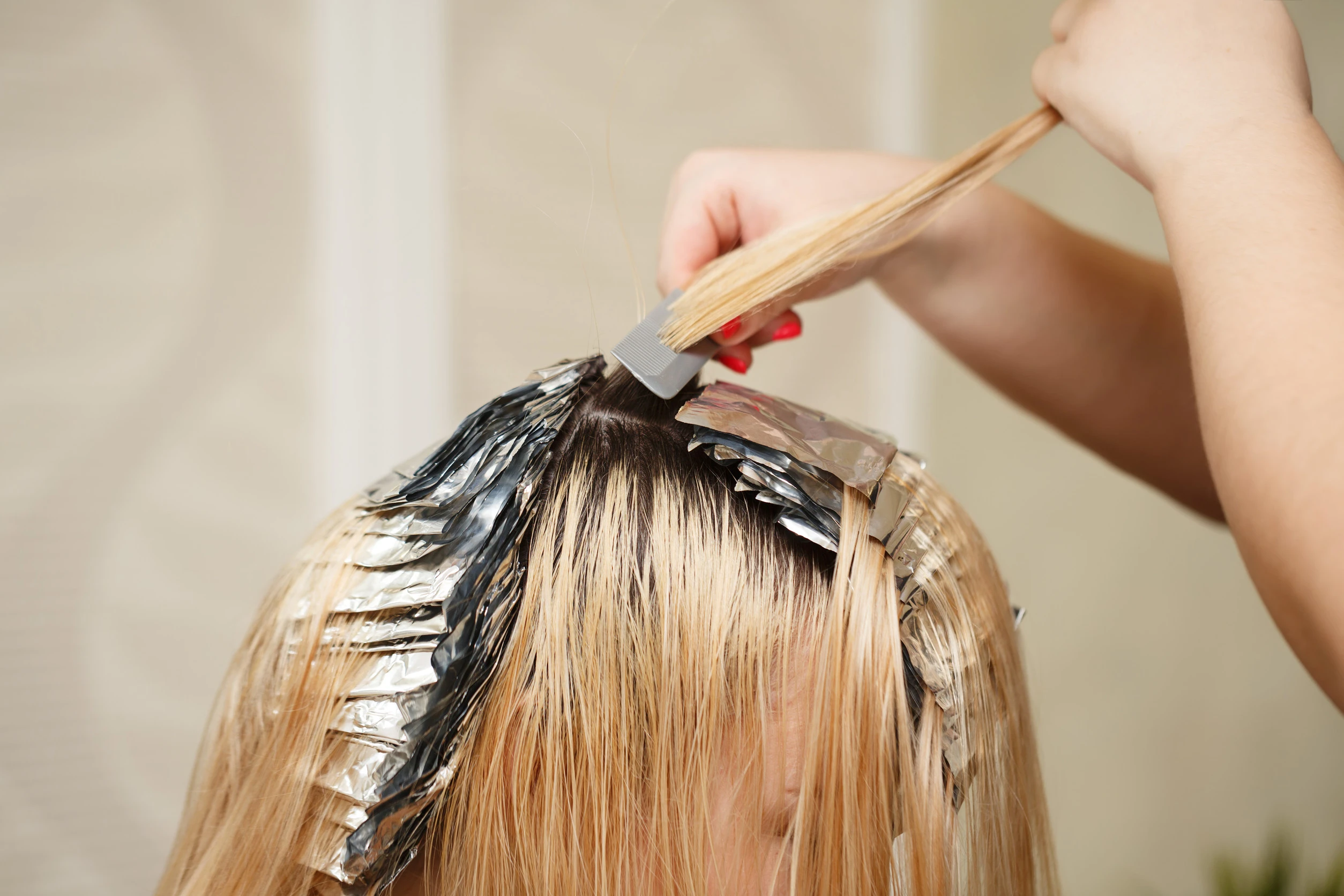 Clarification of the hair roots Clarification of the hair roots